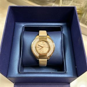Swarovski women’s crystalline watch grey
